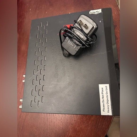 swann dvr4-4200 4 channel dvr
Item works turns on.
Make An offer need to sell - Picture 5 of 10